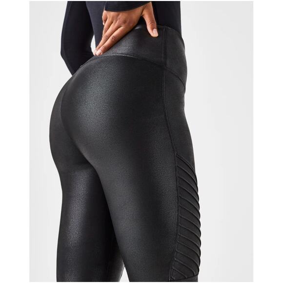 SPANX NWT Faux Leather Moto Leggings in Very Black // XS - Picture 3 of 13